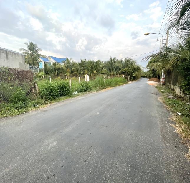 Bán đất mặt tiền   Đường Huyện 90C, Xã Đạo Thạnh, Mỹ Tho, Tiền Giang diện tích 121m2 giá 1.65 Tỷ