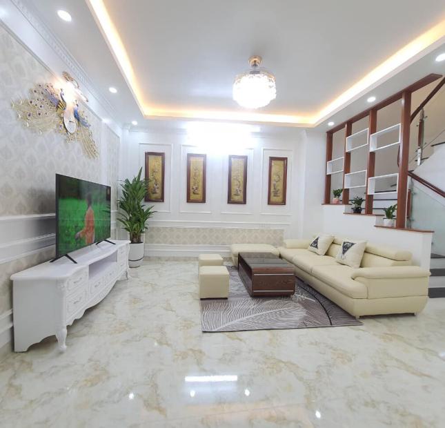 Bán nhà riêng 5 tầng ngõ 107 Nguyễn Chí Thanh giá 14 - 15 tỷ sổ đỏ chính chủ