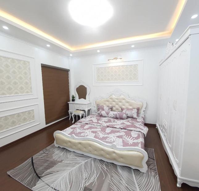 Bán nhà riêng 5 tầng ngõ 107 Nguyễn Chí Thanh giá 14 - 15 tỷ sổ đỏ chính chủ