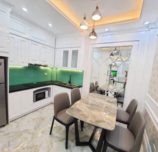 Bán nhà riêng 5 tầng ngõ 107 Nguyễn Chí Thanh giá 14 - 15 tỷ sổ đỏ chính chủ