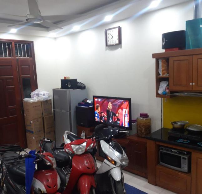 Trung tâm Ngô Gia Khảm - Long Biên, kinh doanh, ô tô tránh, tầm tiền 40m 4T MT4.5m chỉ 4.5 tỷ.