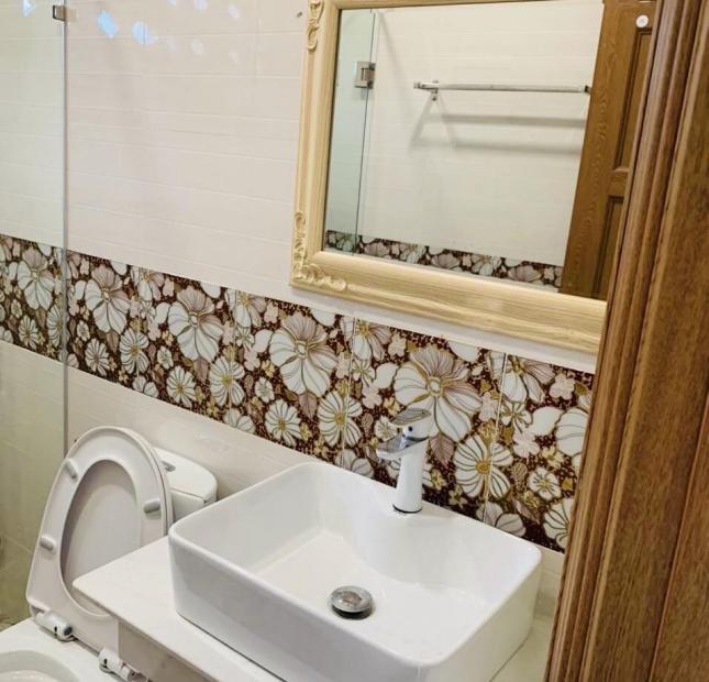 Giá sốc Phan Đăng Lưu Phú Nhuận, hẻm thông thoáng, 80m2 giá rẻ 7.9 tỷ. Lh: 037.6966.383