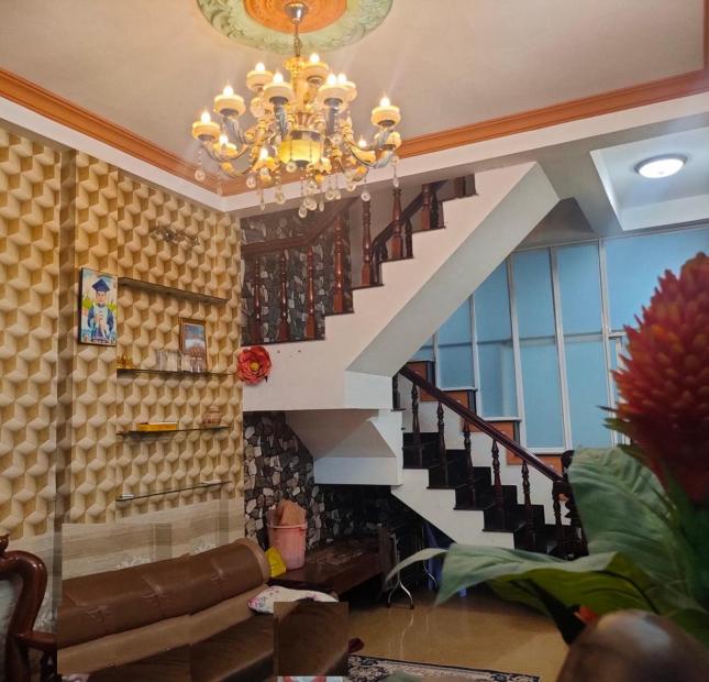 Bán Nhà Mặt Tiền 5 Tầng, Đường Dương Thị Mười. Quận 12. Giá Hơn 8 Tỷ