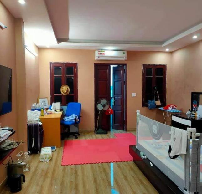 Bán nhà mặt phố Nguyễn Khoái, Hai Bà Trưng 64mx5TxMT5m, ô tô, vỉa hè, 9.2 tỷ. LH0989191397