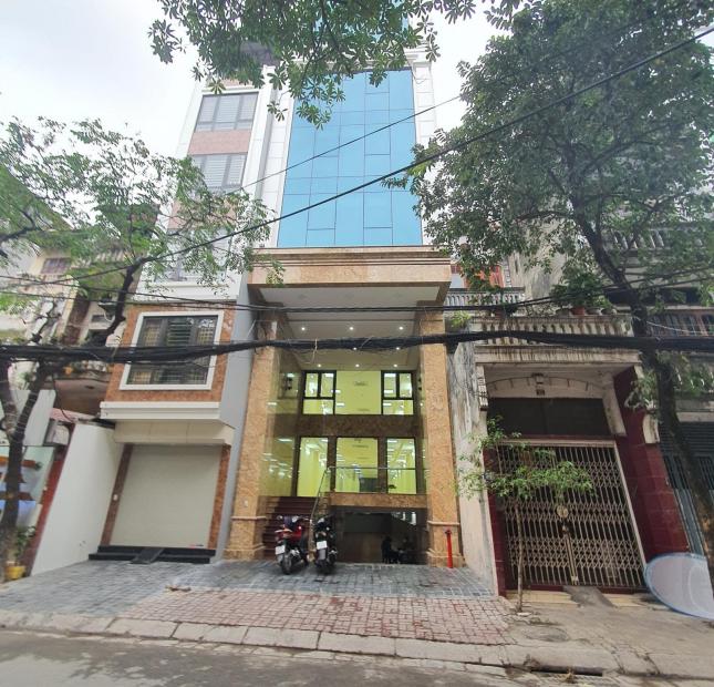 Cho thuê nhà mặt  ngõ Trần Quốc Hoàn	Dt 50m, 4 tầng 1 tum, mt 5m.Giá 25tr/th.LH-0968.810.861