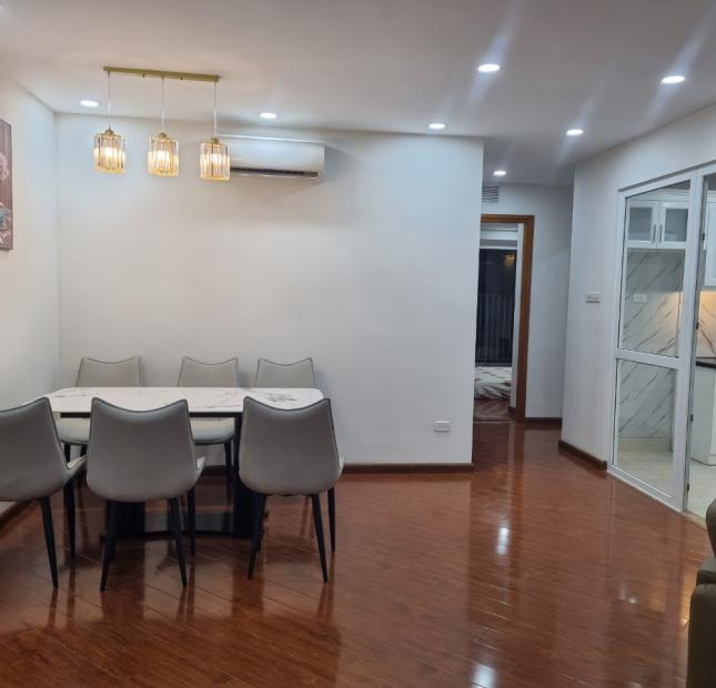 Chính chủ gửi bán căn hộ chung cư N04 UDIC Hoàng Đạo Thúy 155m2, giá 40tr/m2