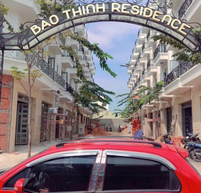 Bán nhà 3 lầu full nội thất, SHR, DT 60m2, mặt tiền chợ Tô Ngọc Vân Q12, HL 0902474592_Kim Anh