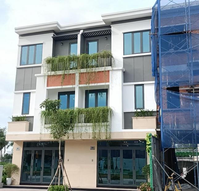 Bán Nhà Phố Sổ Hồng Riêng Tại Phường Bình Chuẩn Thành Phố Thuận An Giá Tốt Tháng 01/2022