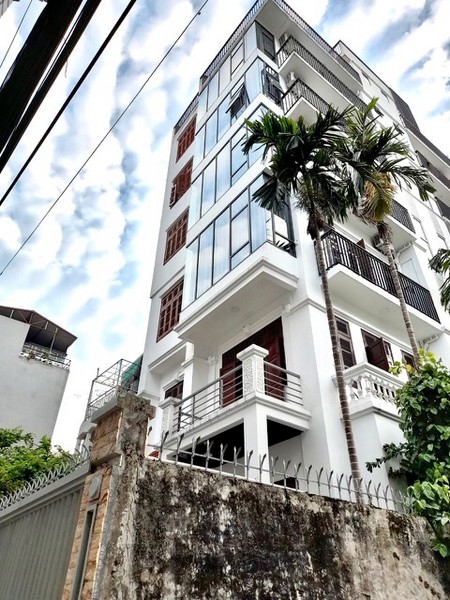 Bán nhà phố từ Hoa, Tây Hồ 140m2 7T thang máy mặt tiền 7.2m vip an sinh giá 45 tỷ