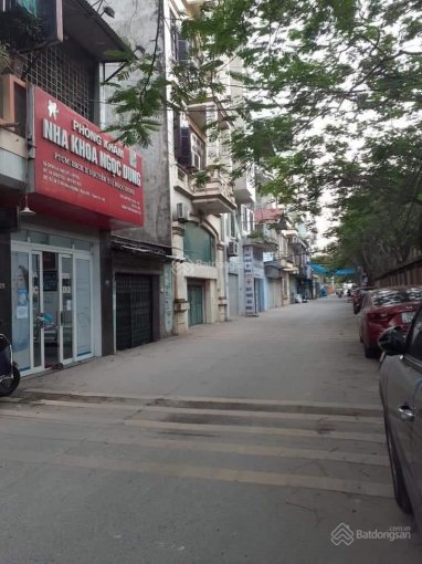 Bán nhà 2 tầng cạnh cổng bệnh viện Nông Nghiệp Thanh Trì, 60m2, mặt tiền 3,8m, giá 5 tỷ. 2A3 