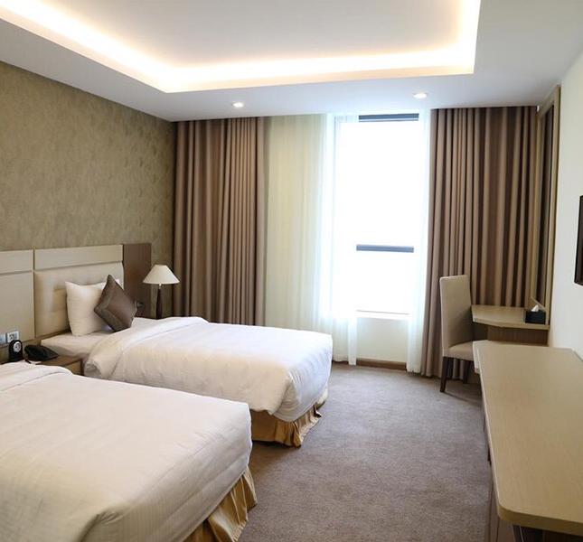 Cho thuê khách sạn 10 phòng căn hộ, 9 phòng khách sạn, đường Phan Chu Trinh. P.2