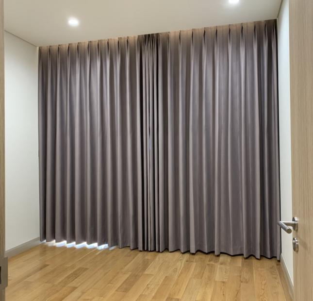 Cho thuê nhà mặt phố Quan Hoa  Dt 60m, 5 tầng, 1 hầm, mt 5m.Giá 25tr/th.LH-0968.810.861