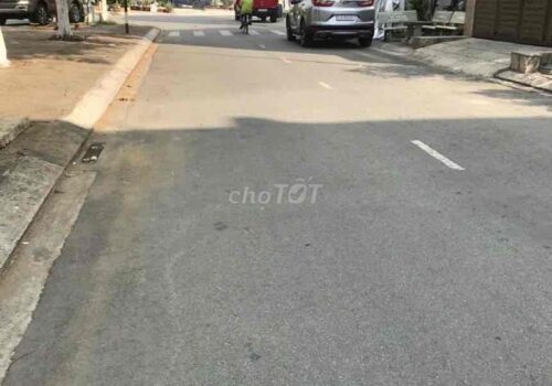 CHÍNH CHỦ CẦN BÁN NHANH LÔ ĐẤT FULL THỔ CƯ THUỘC ĐỨC HÒA, LONG AN