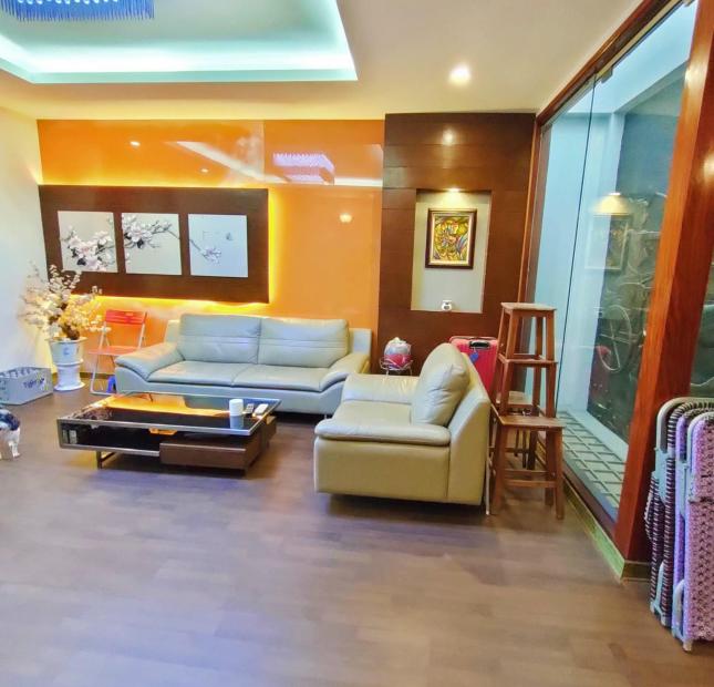 Bàn nhà Nguyễn Lương Bằng, 75m2- 16 Tỷ, 7T Thang Máy- 10PN, mặt tiền 5.5m, Ô tô tải đỗ