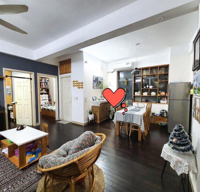 Mình cần bán căn hộ ở VOV MỄ TRÌ NAM TỪ LIÊM, DT 74m2 căn góc đã sửa rất hợp lý