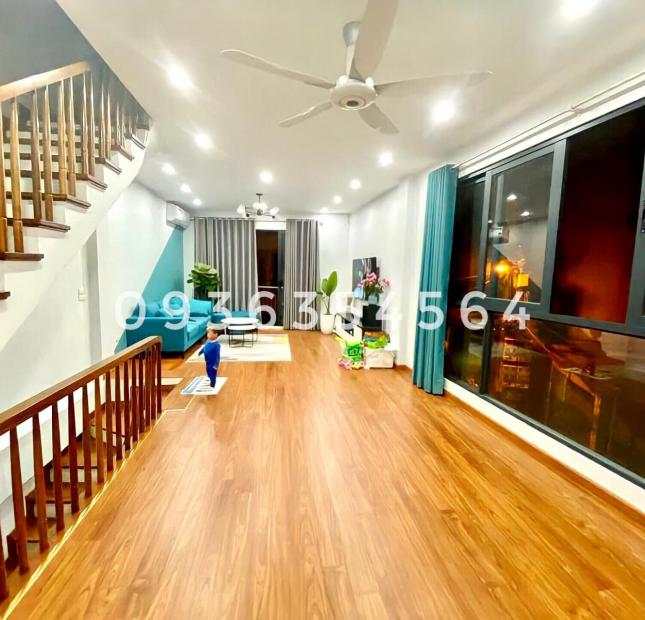 41m2 x 4T, 4 tỷ hơn (có gia lộc) ngã 4 Bạch Mai Lê Thanh Nghị.Ngõ rộng thoáng,cách phố 20 bước chân