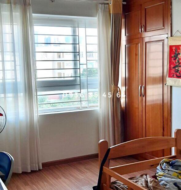 Gia đình không có nhu cầu ở cần bán căn hộ thuộc tòa 17T1 VINACONEX 3 rộng đẹp vuông vắn 3PN2VS