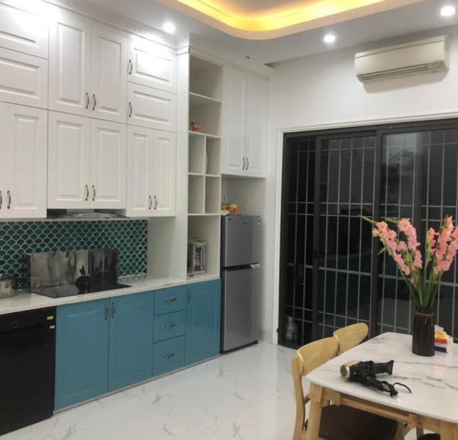 Bán Nhà Hồ Tùng Mậu Ô tô, Kinh Doanh bất chấp 90m2, 6 tầng Giá nhỉnh 12 Tỷ