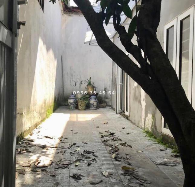 1 TỶ 6 có nhà Ngõ Quỳnh Hai Bà Trưng: 72m2 sân chung, S=53m2 xây 2 tầng, 6 PN. LH gấp: 0936354564