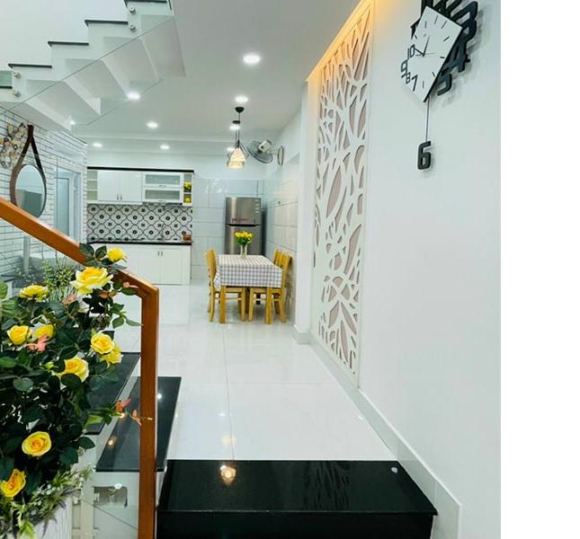 Bán nhà đẹp, HXH Lê Văn Thọ, 44m2, tặng nội thất, sát CV Làng Hoa, 4.6 tỷ.