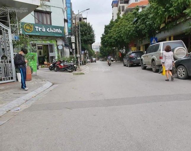 Bán gấp nhà ngõ 3 Phạm Tuấn Tài, CG, SĐ48m, MT4m, 6t, ô tô, ga ra, ngõ thông, 12.8 tỷ, 0974687037