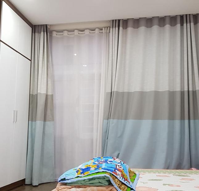 Bán nhà Cầu Giấy 3 tỷ 8, Nhà mới, ở luôn 50M2, 5 Tầng