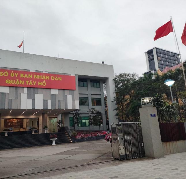 Chính chủ Bán nhà phố Lạc Long Quân, Nhật Tân, Tây Hồ, Hà Nội 62m 9.6 tỷ LH 0913978689