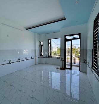 Chính chủ cần cho thuê Văn phòng giá rẻ 3 tầng gần Hội An