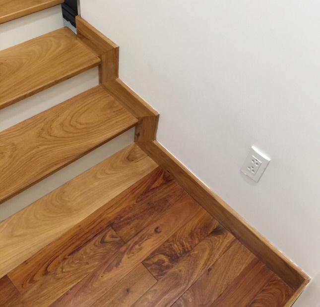 -Bán Nhà Nguyễn Tiểu La,  P14, Q10. KC: 2 lầu, gia 13.6 tỷ TL.     