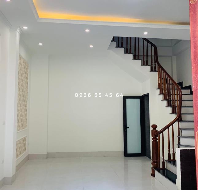 20M RA PHỐ ĐẠI LA - NHÀ MỚI XÂY 5 TẦNG ĐẸP THOÁNG, MẶT TIỀN BỀ THẾ - TRƯỚC NHÀ CÓ SÂN ĐỂ XE - 4 TỶ 6 (ẢNH, THÔNG TIN THẬT 100%)