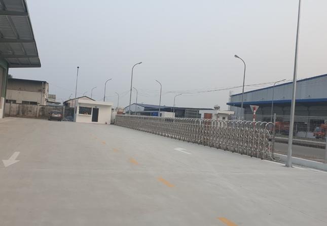 Cho thuê kho, xưởng đạt tiêu chuẩn DT 500m2 - 10.000m2 quận Long Biên, HN. Xe cont lùi tận kho