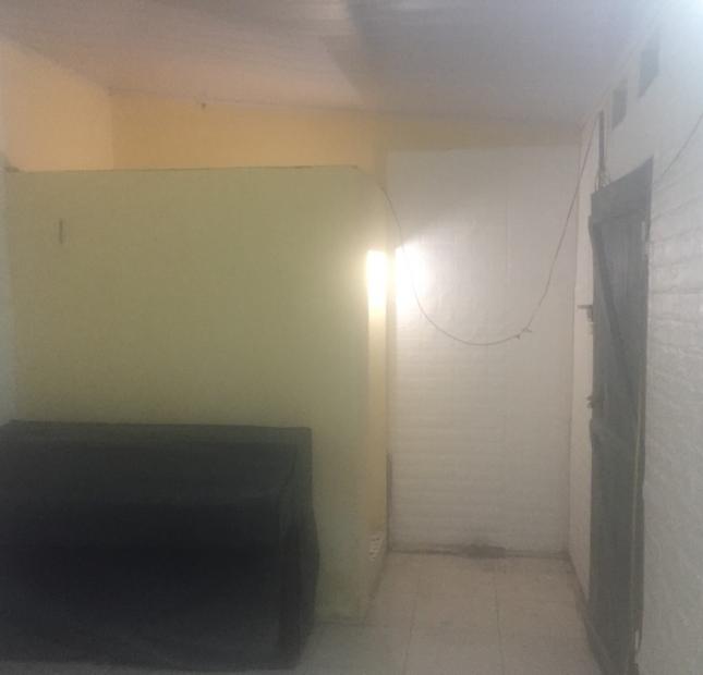 Chính chủ cho thuê phòng trọ giá rẻ ngõ 13 Lĩnh Nam, chỉ 1.1 triệu/tháng