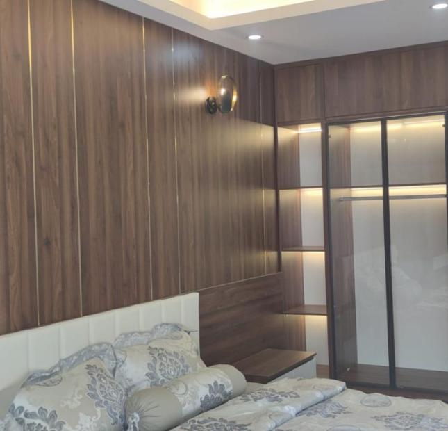 Phân lô Vip Phùng Chí Kiên, Cầu giấy, 5 tầng, ô tô vào nhà