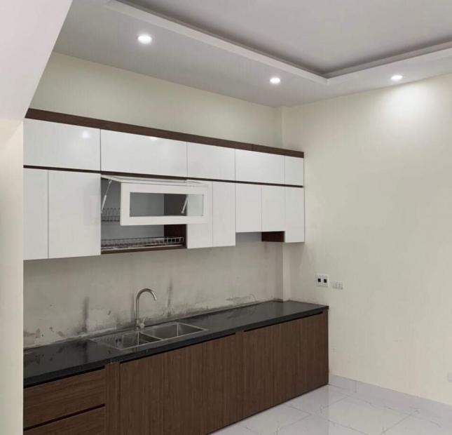 Chính chủ cần bán gấp nhà 5 tầng tại phương canh,vị trí siêu đẹp,nhà xây mới về ở ngay