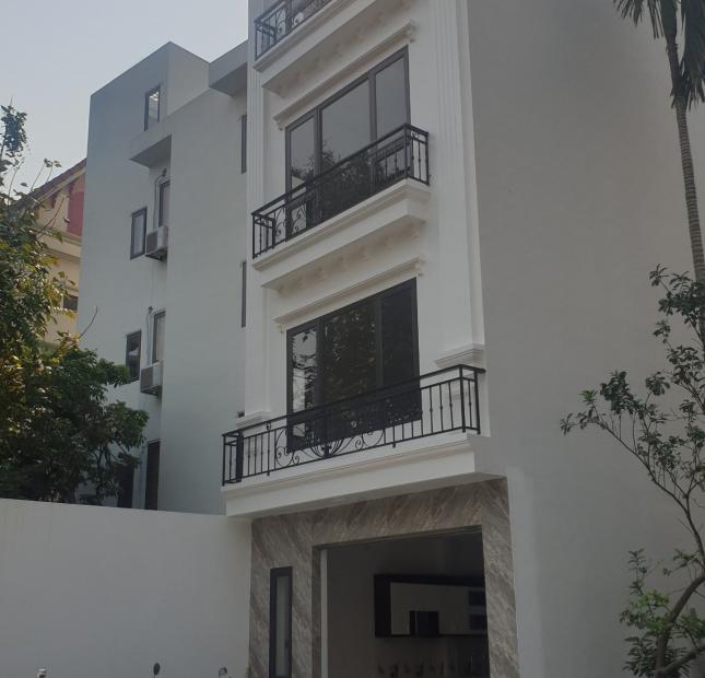 Nhà siêu hót tại xuân phương diện tích 30m2x 5 tầng,oto đỗ vào tận nhà,giá nhỉnh 3 tỷ