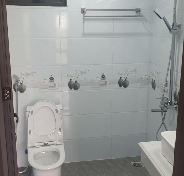 Nhà siêu hót tại xuân phương diện tích 30m2x 5 tầng,oto đỗ vào tận nhà,giá nhỉnh 3 tỷ