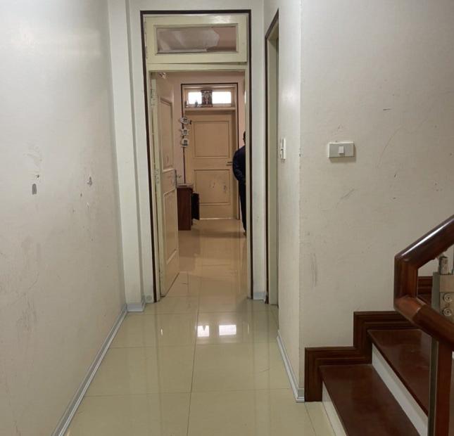 Bán nhà riêng phố Chùa hà, Quận Cầu giấy, 5 tầng, 45m2, ngõ nông