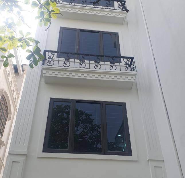 Bán nhà cực đẹp tại hoài đức, giá rẻ S42m2 x 5 tầng, giá: 4.2 tỷ. Phương Canh, ô tô vào nhà