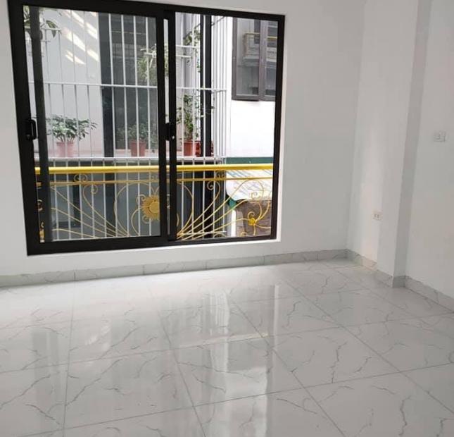 Bán nhà 438  la phù-hoài đức (35m2-4  tầng).hỗ trợ NH 75% ngõ trước  nhà 3m 0967743286