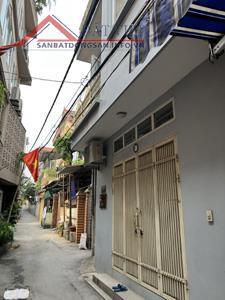 Chính chủ cần bán nhà 50m2 ngõ 121 đường An Dương Vương, Tây Hồ, Hà Nội.