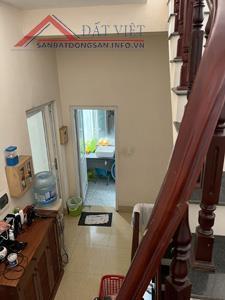 Chính chủ cần bán nhà 50m2 ngõ 121 đường An Dương Vương, Tây Hồ, Hà Nội.