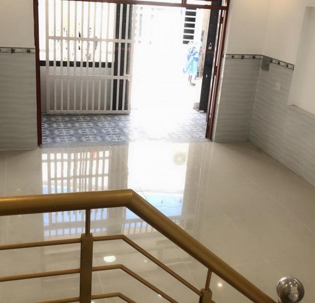 Bán nhà mới 100% 1 trệt 1 lầu ngay ủy ban phường 10 vũng tàu (chính chủ)