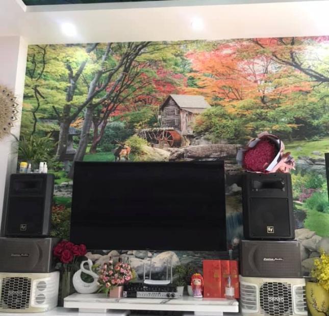 HIẾM. Nhà đường Phạm Văn đồng, MT5m2, ô tô tránh, kinh doanh đỉnh