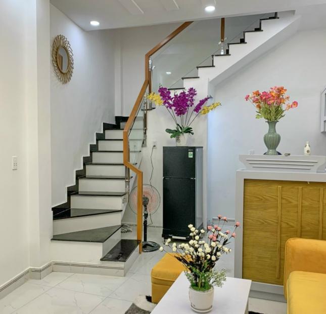 Bán nhà 2 lầu hẻm 77 đường chuyên dùng 9 Phường Phú Mỹ Quận 7