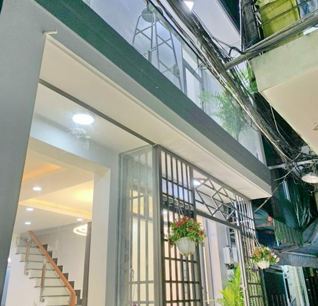 Bán nhà 2 lầu hẻm 77 đường chuyên dùng 9 Phường Phú Mỹ Quận 7