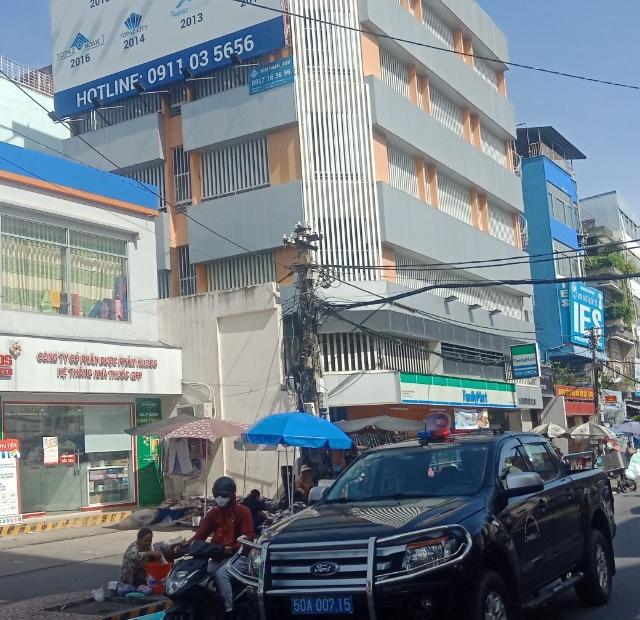 Bán nhà 2 mặt tiền Ngô Quyền - 3 Tháng 2 (DT: 4X16m, 5 lầu thang máy) HĐ thuê 80tr/th quận 10