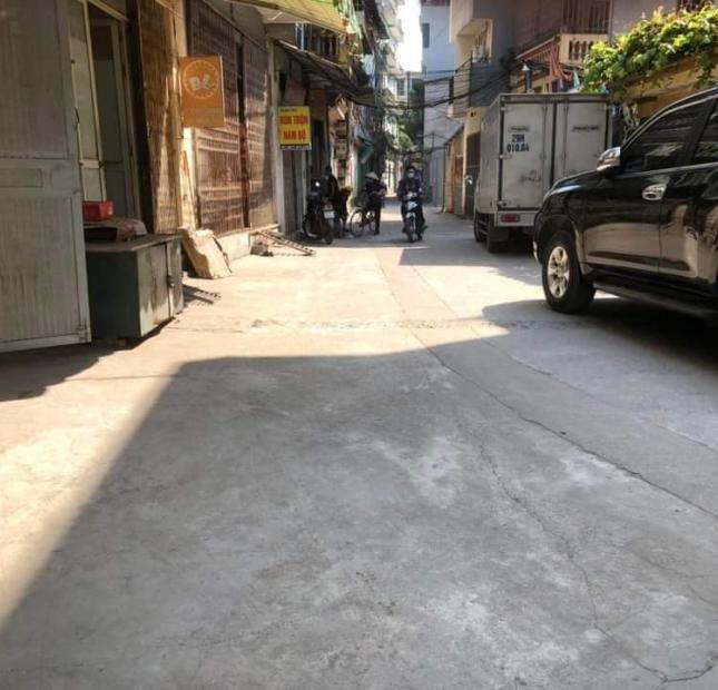 BÁN NHÀ NGÕ 2 CẦU BƯƠU 3 MẶT THOÁNG Ô TÔ ĐỖ CỬA