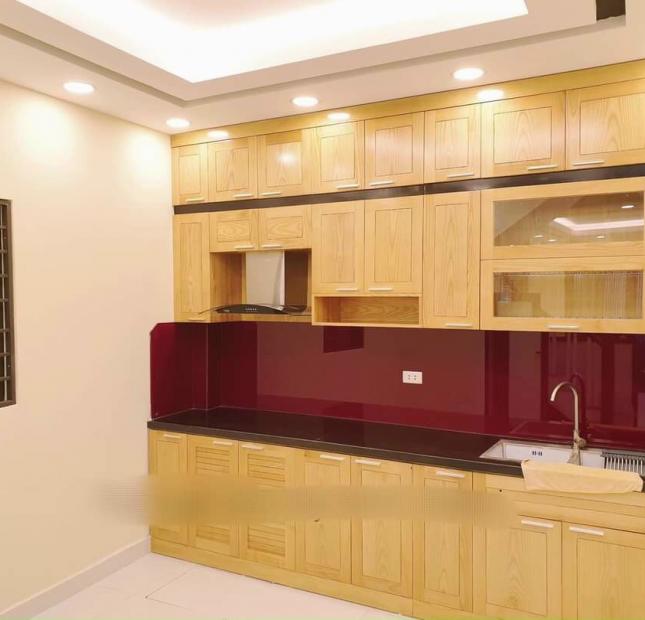 Bán nhà Mỹ Đình 80m 5T ngõ thông kinh doanh. Tặng nội thất. giá 7 tỷ. 0975626023