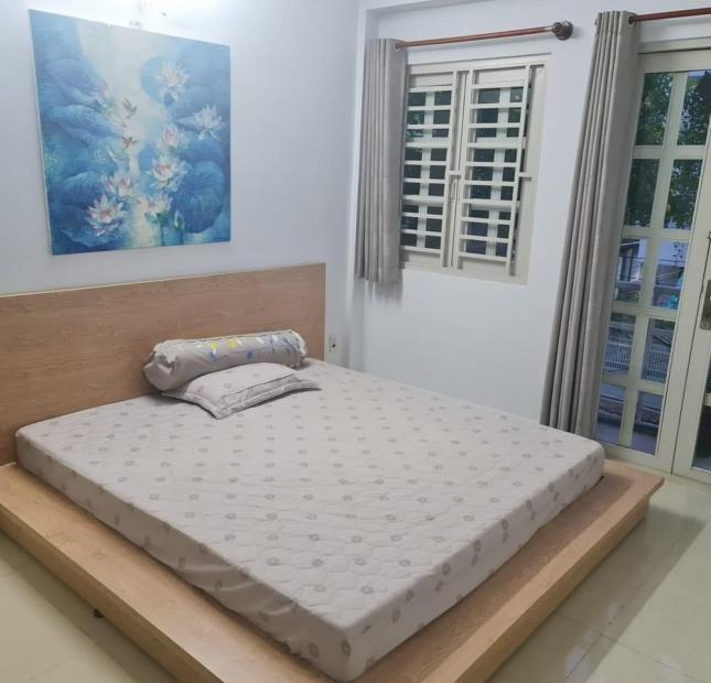 Bán nhà HXH 15m ra MT Lê Văn Sỹ, P14, Q3, đối diện Chợ nổi tiếng, 66m2, nở hậu, 5.8 tỷ.