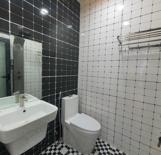 Bán nhà đẹp ở ngay 3 tầng, Đường Số 17, P Hiệp Bình Chánh, Thủ Đức, gần Gigamall, 65m2 giá 8.9 Tỷ